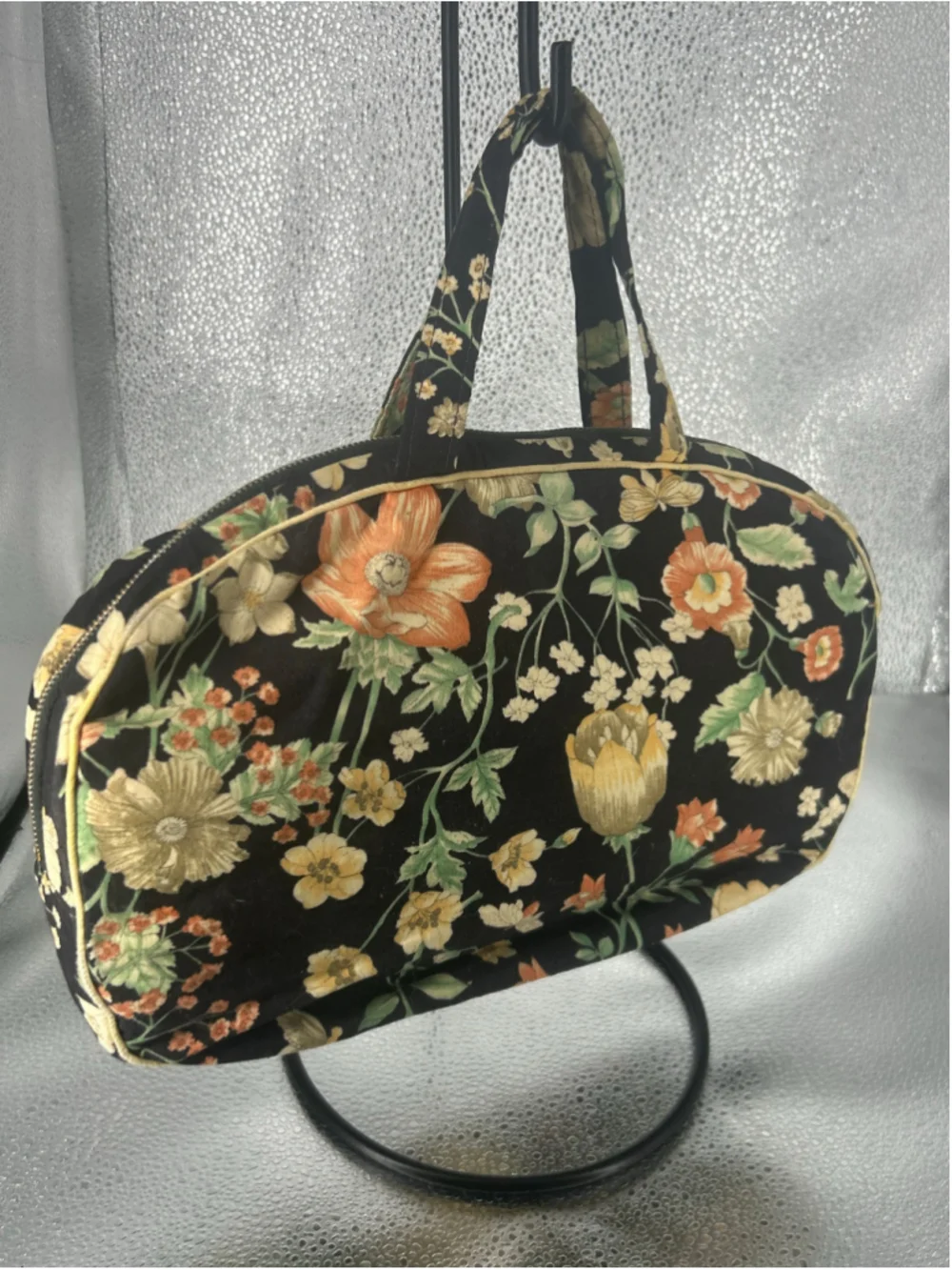 Women's Unbranded Floral Cosmetic Bag One Size Black Orange